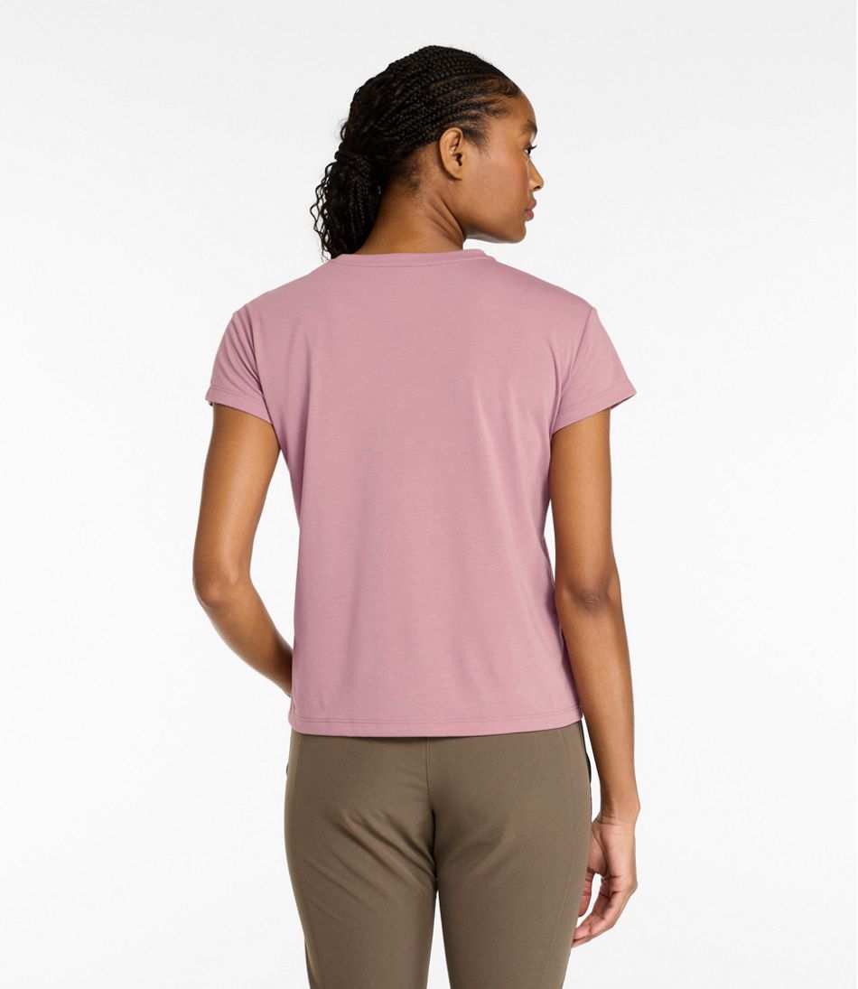Women's Mountainside V-Neck Pocket Tee, Short Sleeve / L.L.Bean