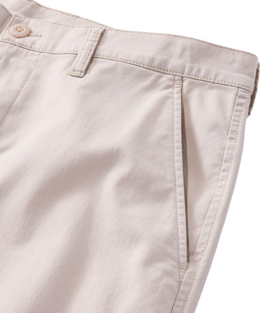 Men's Comfort Stretch Performance® Everywhere Chinos, Standard Fit, Straight Leg / L.L.Bean