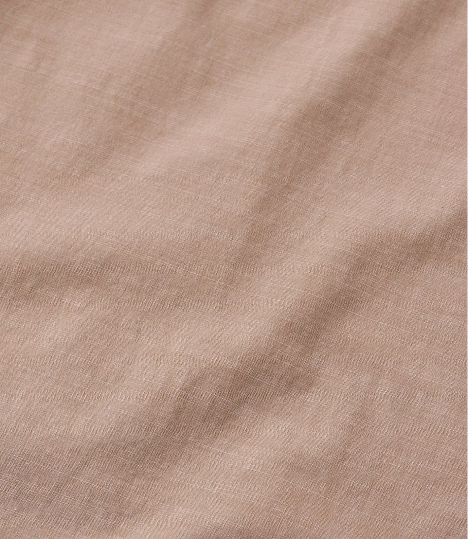 Men's Comfort Stretch Performance® Chambray Shirt, Short-Sleeve, Slightly Fitted Untucked Fit / L.L.Bean