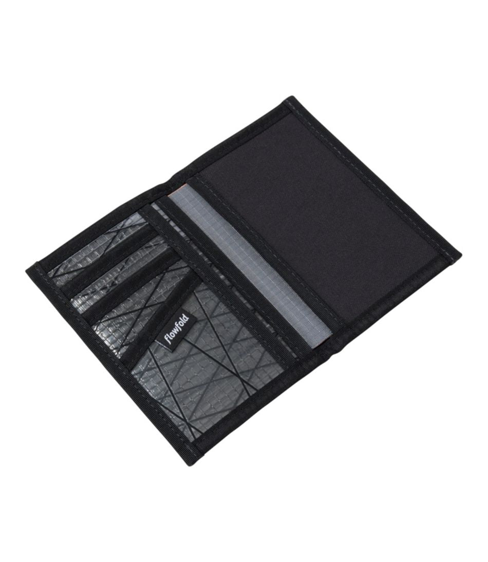 Flowfold RFID Navigator Passport Holder / L.L.Bean