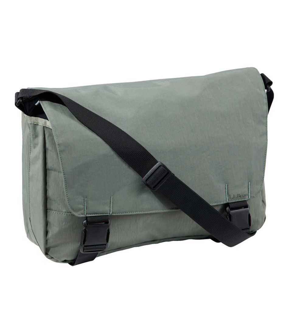 Wharf Street Messenger Bag / L.L.Bean