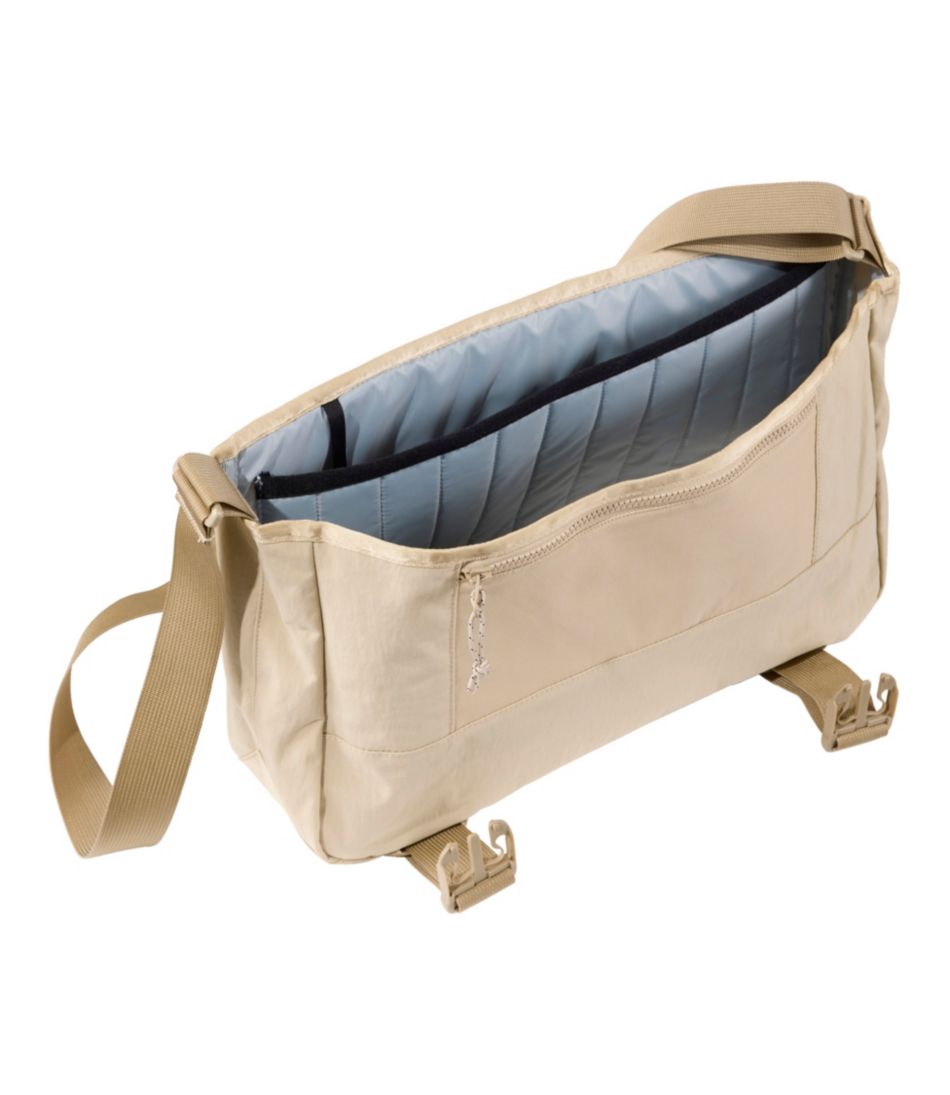Wharf Street Messenger Bag / L.L.Bean