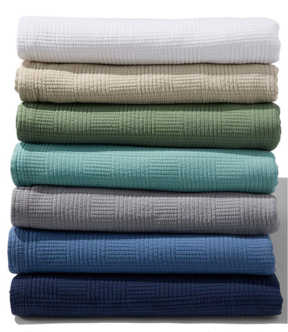 Vintage Matelassé Bedspread / L.L.Bean