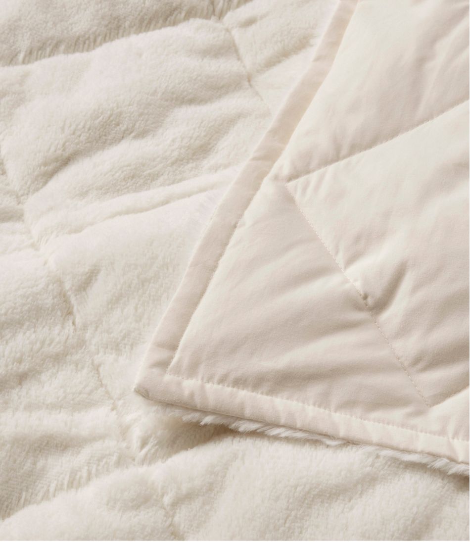 Ultraplush PrimaLoft Throw / L.L.Bean