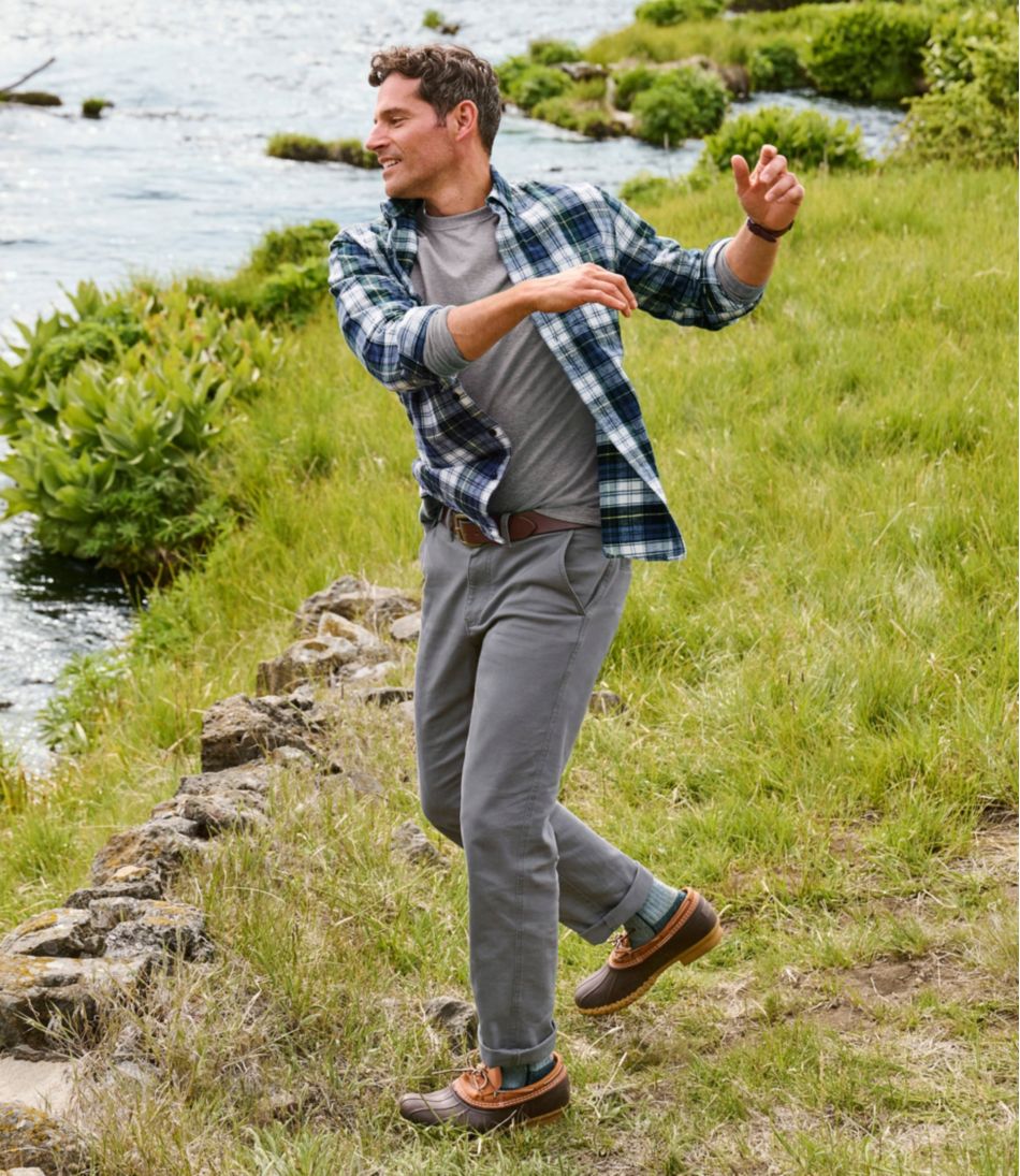 Men's Field Chinos, Standard Fit, Straight Leg / L.L.Bean