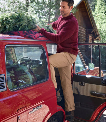 Men's Field Chinos, Standard Fit, Straight Leg / L.L.Bean