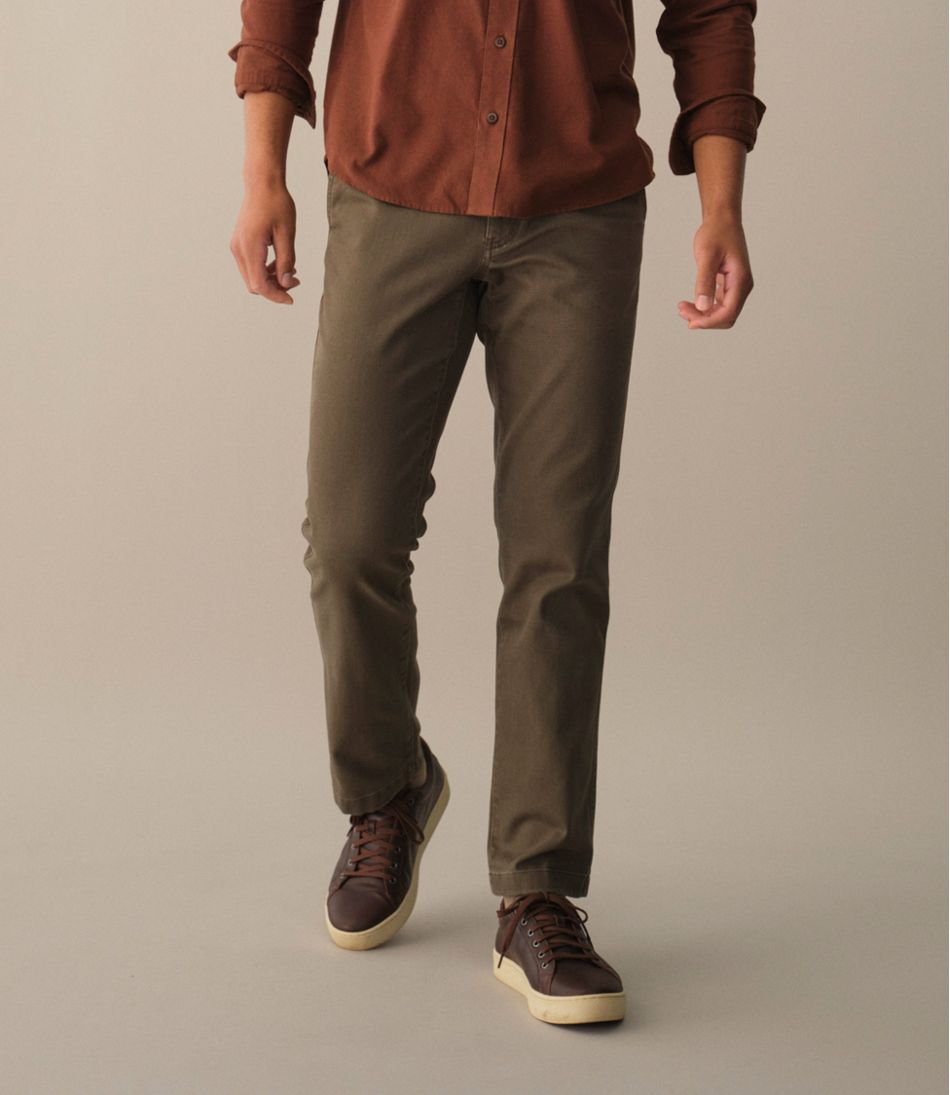 Men's Field Chinos, Standard Fit, Straight Leg / L.L.Bean