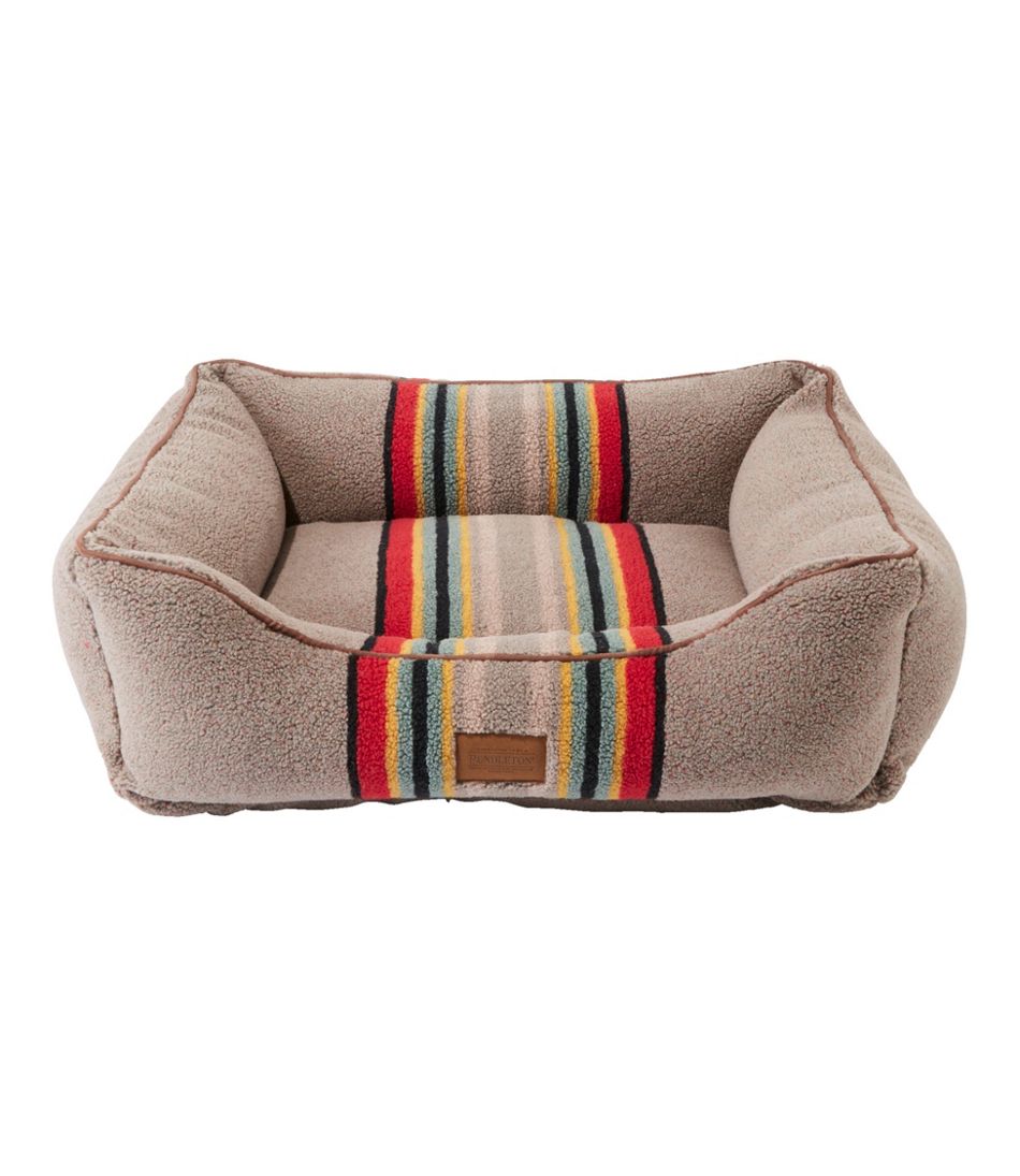 Vintage Camp Dog Bed / L.L.Bean
