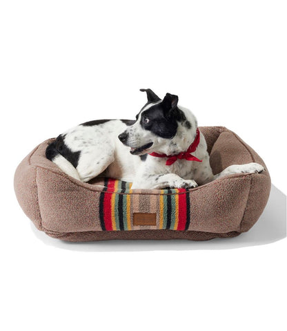 Vintage Camp Dog Bed / L.L.Bean