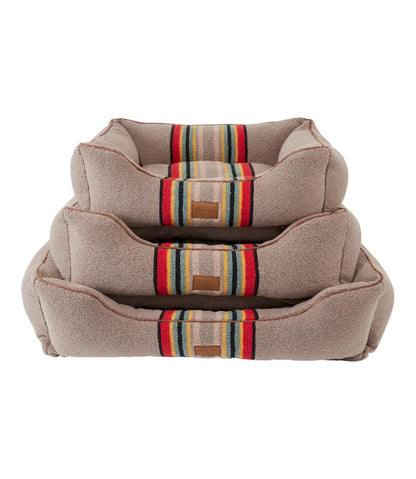 Vintage Camp Dog Bed / L.L.Bean
