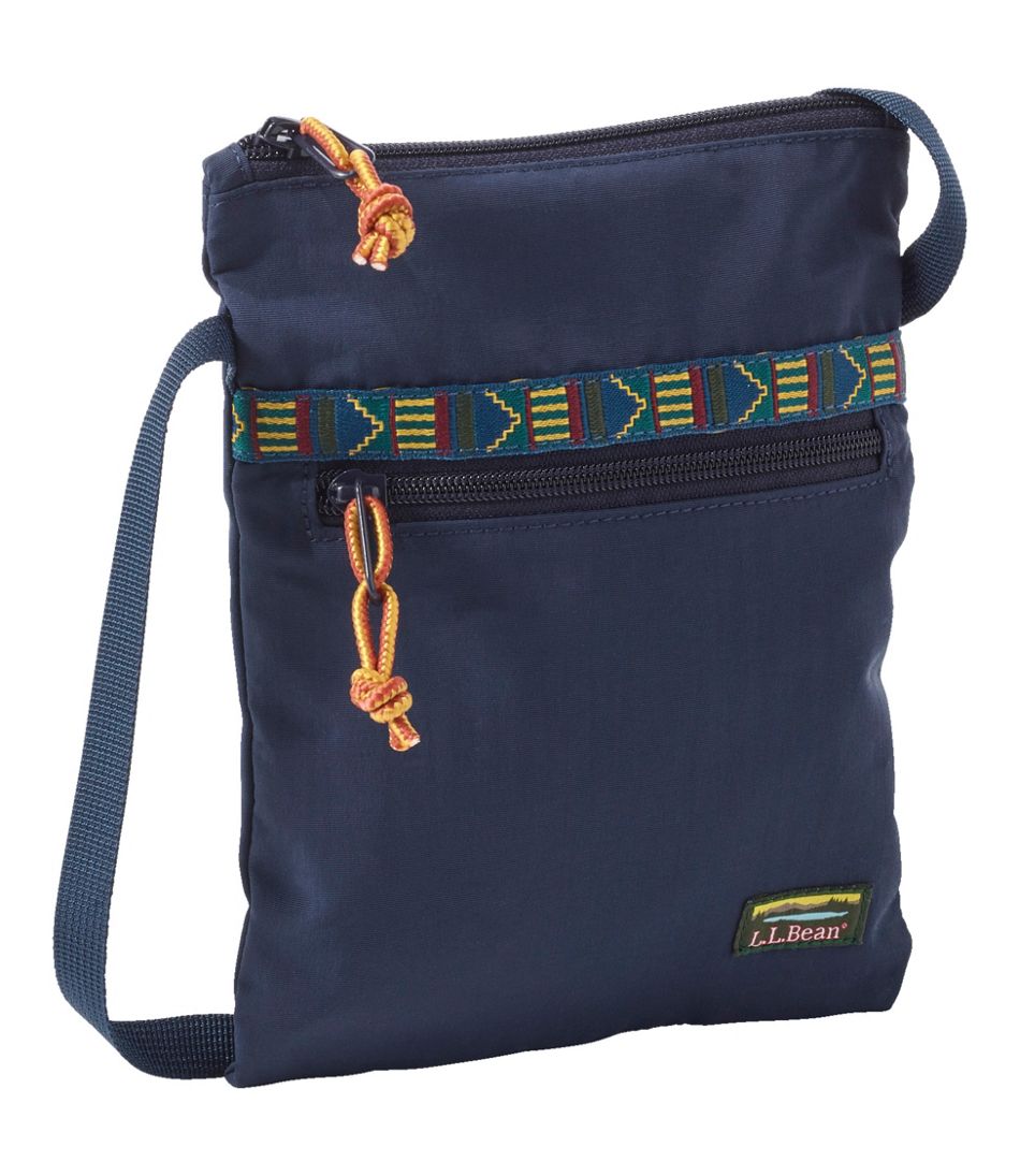 Mountain Classic Crossbody Bag / L.L.Bean