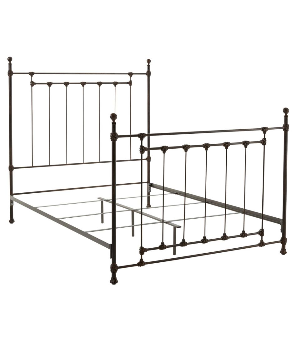 Farmhouse Iron Bed / L.L.Bean