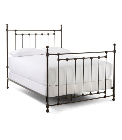 Farmhouse Iron Bed / L.L.Bean