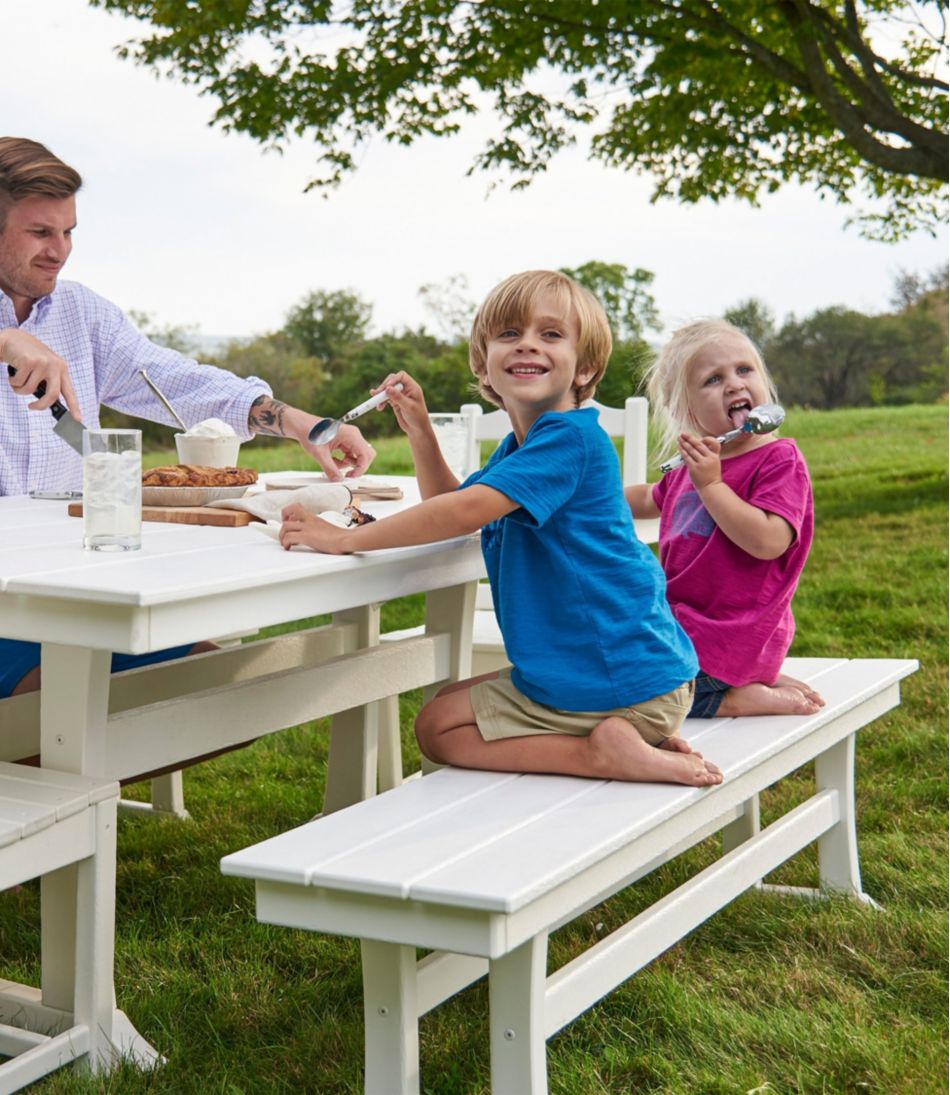 All-Weather Farmhouse Bench / L.L.Bean
