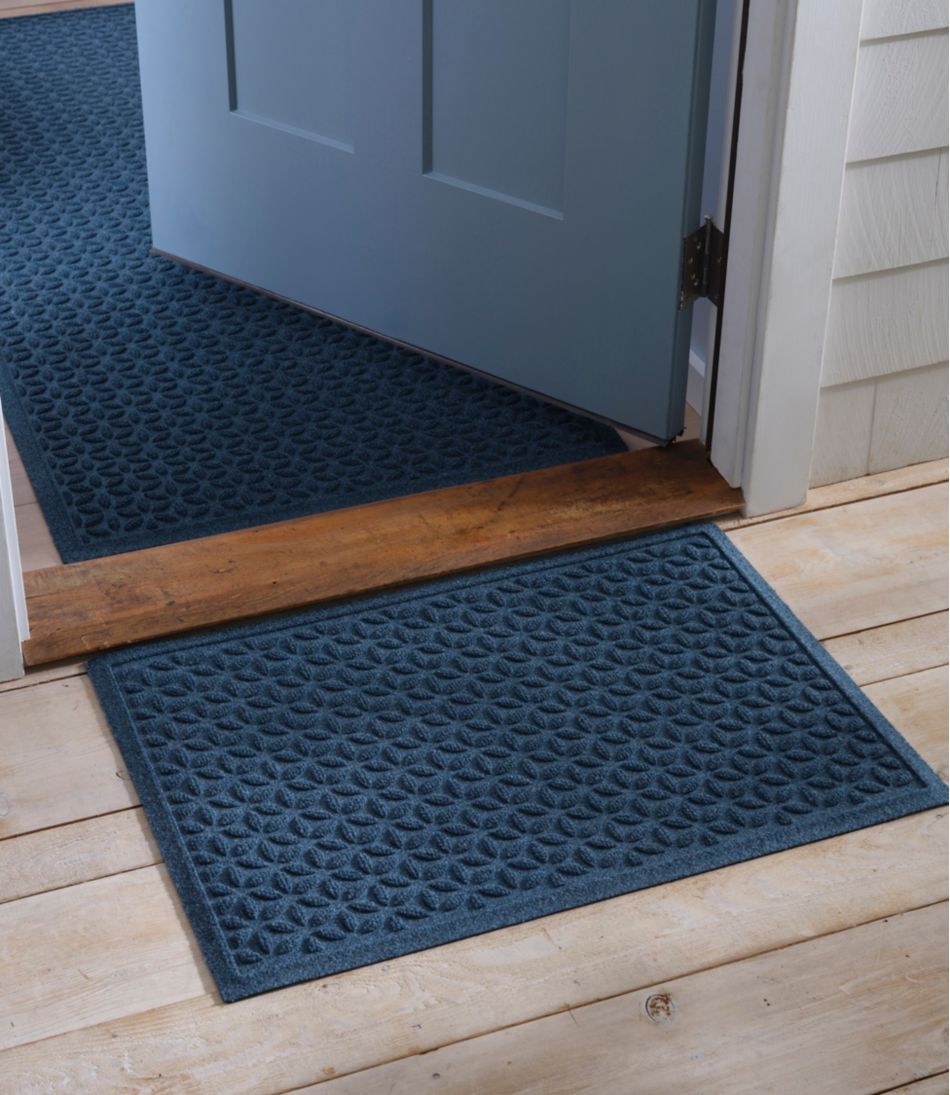 Heavyweight Recycled Waterhog Doormat, Blooming Circles / L.L.Bean