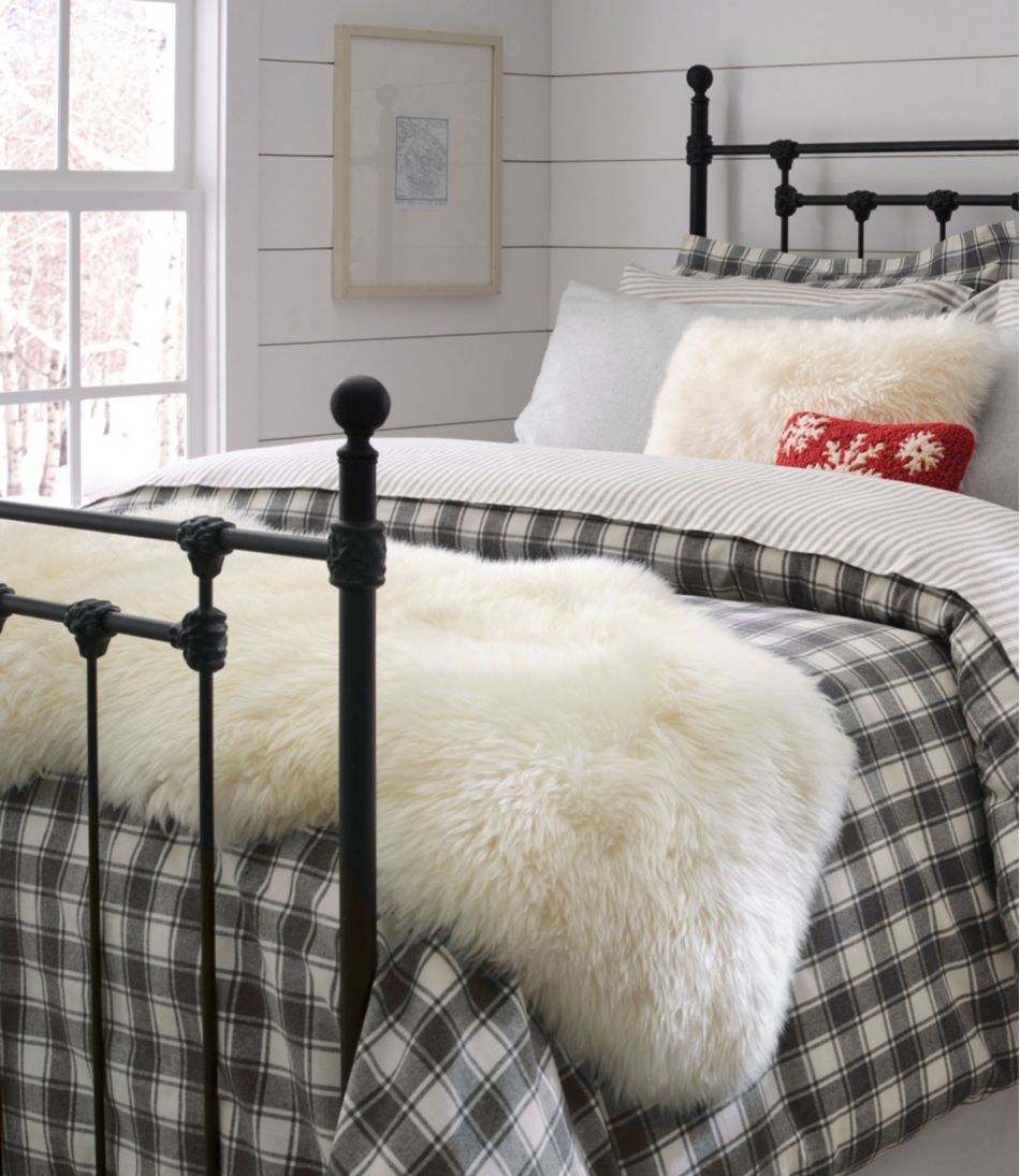 Double Sheepskin Rug / L.L.Bean
